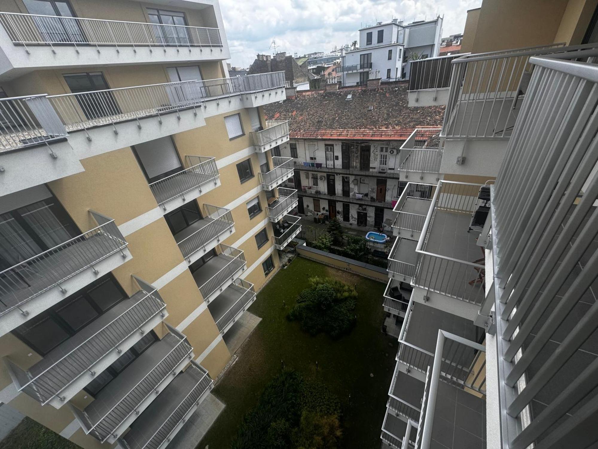 Vh9 Apartments ブダペスト エクステリア 写真